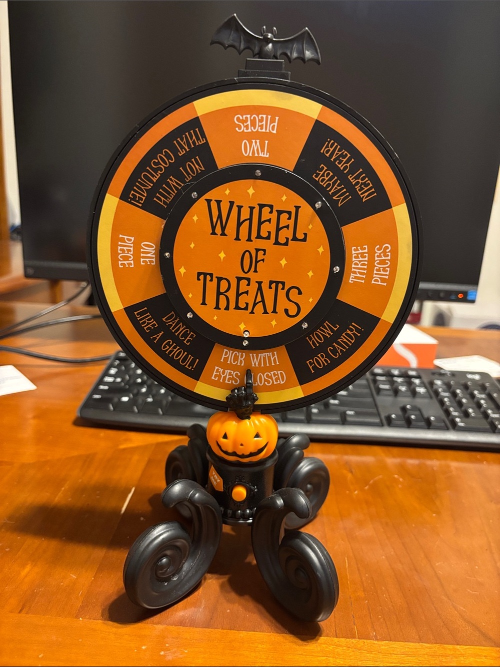 Target Halloween Wheel of Treats Spinner - Orange & Black
